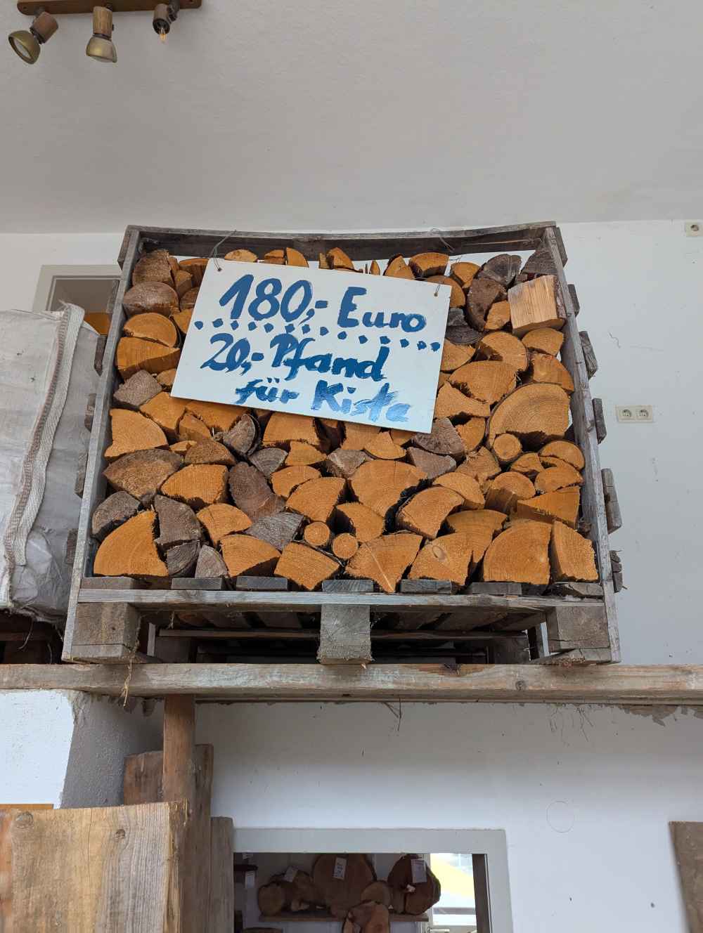 Kiste (1 RM) Brennholz