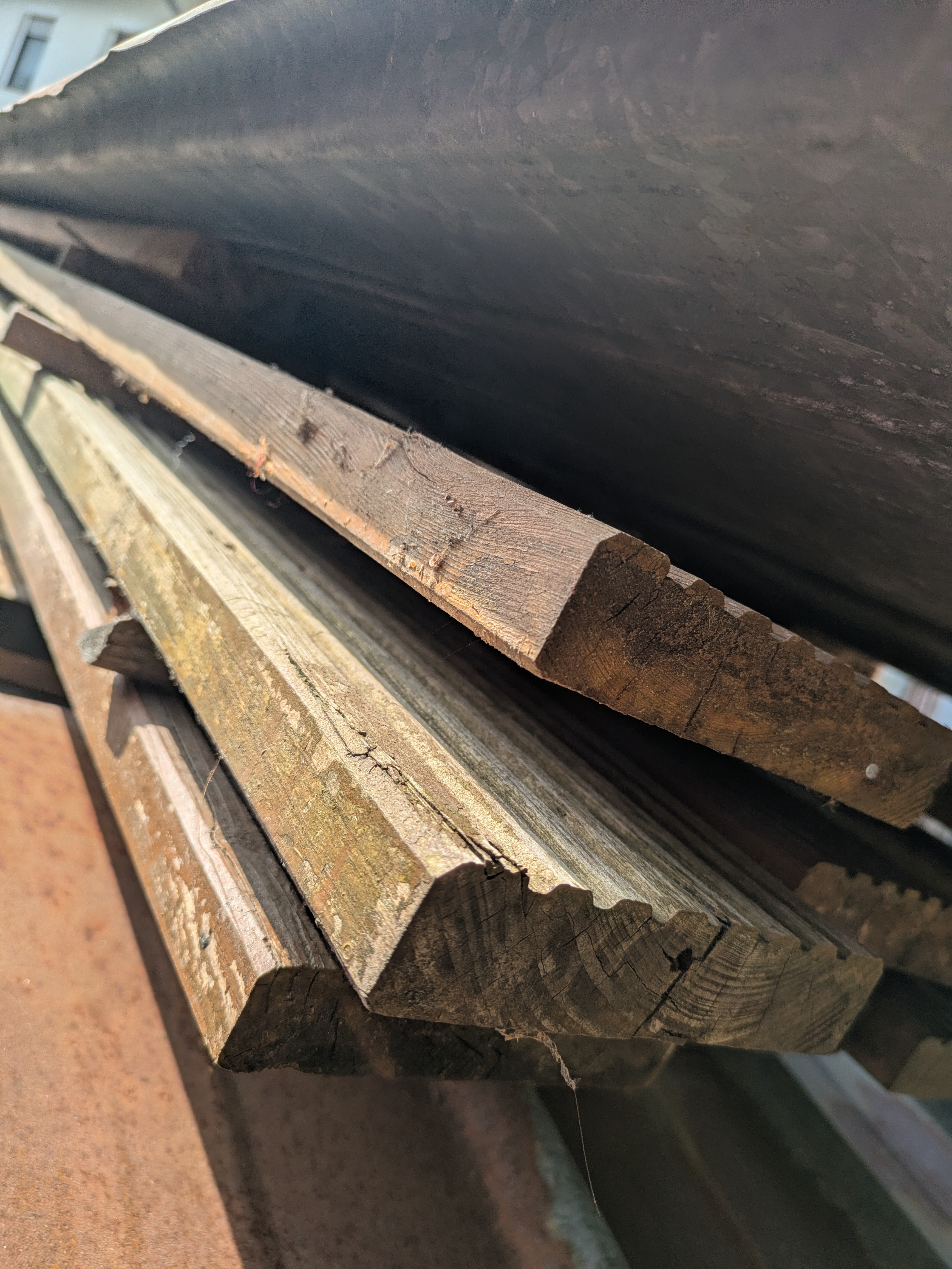 Terrrassendiele geriffelt Lärche